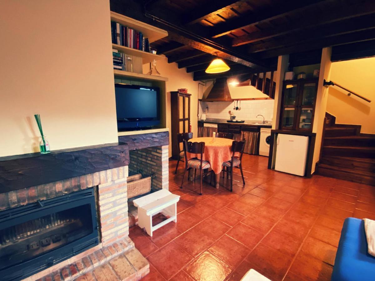 Casa Rural La Riba Sames エクステリア 写真