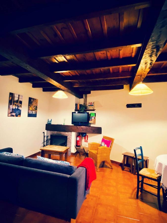 Casa Rural La Riba Sames エクステリア 写真