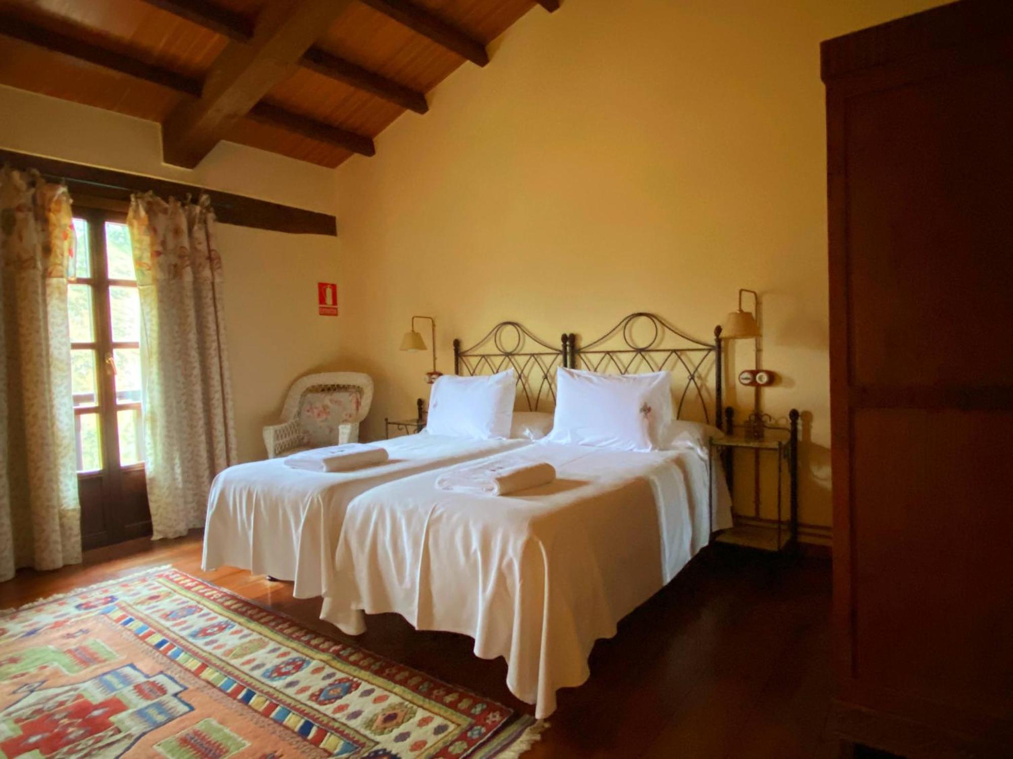 Casa Rural La Riba Sames エクステリア 写真