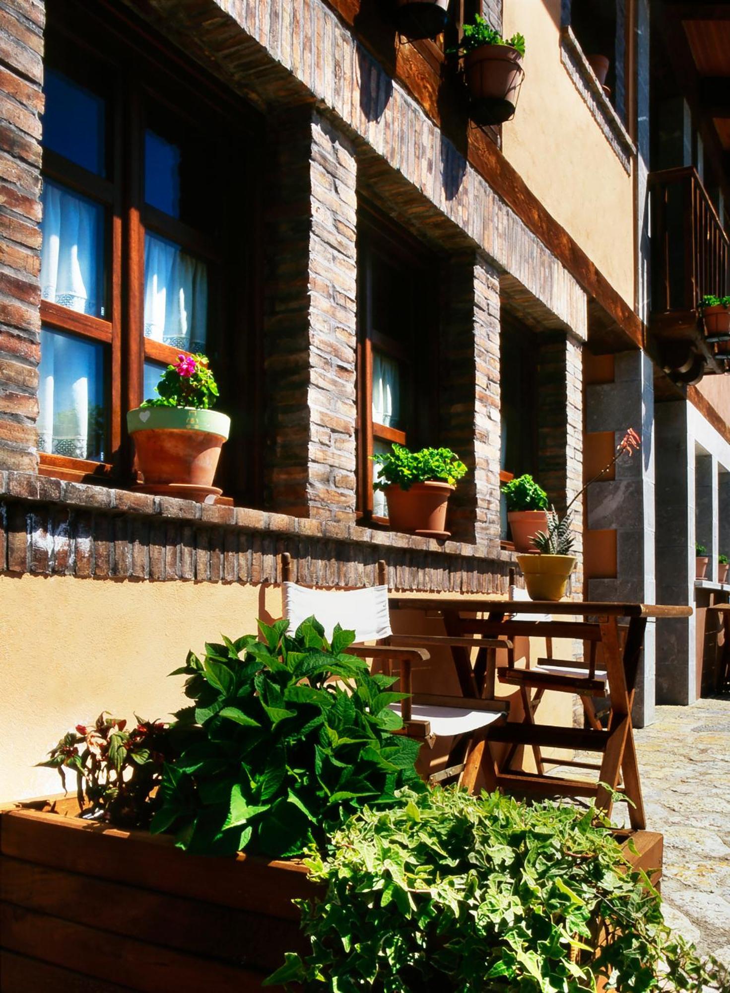 Casa Rural La Riba Sames エクステリア 写真