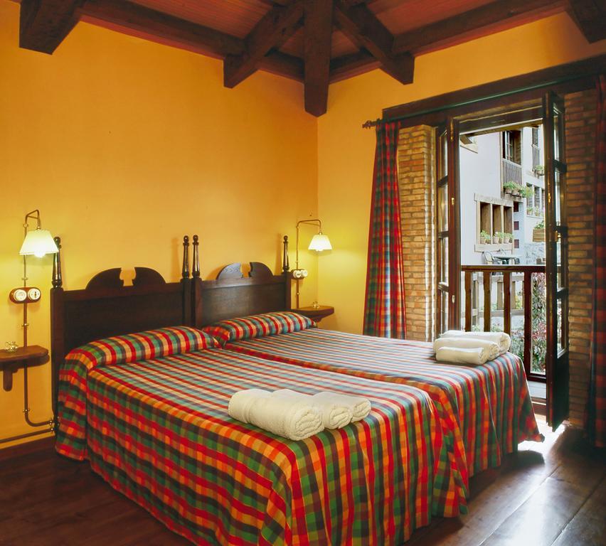 Casa Rural La Riba Sames エクステリア 写真